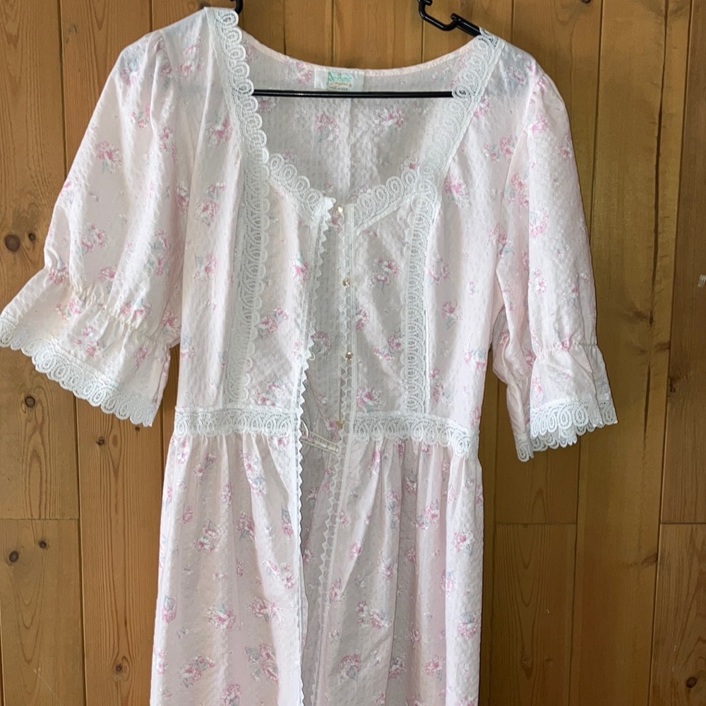 Vintage Made in USA Pinehurst Lingerie M